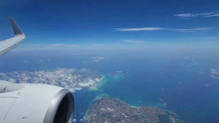 2023年 Japan Transocean Air JTA Flying Over Miyako Irabu Shimoji Islands 宮古島 伊良部島 下地島 Okinawa Japan 沖縄 日本