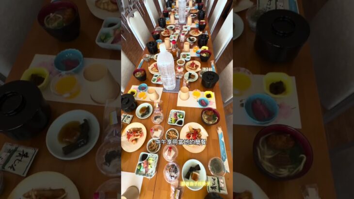 2023年 宮古島以「宮古藍」聞名，最佳觀景點為西平安名岬與池間大橋。海葡萄為代表特產，如魚子般清爽彈口，象徵島嶼海洋文化，感受琉球群島的純淨與慢活。#宮古藍 #海葡萄 #宮古島 #琉球群島 #日本