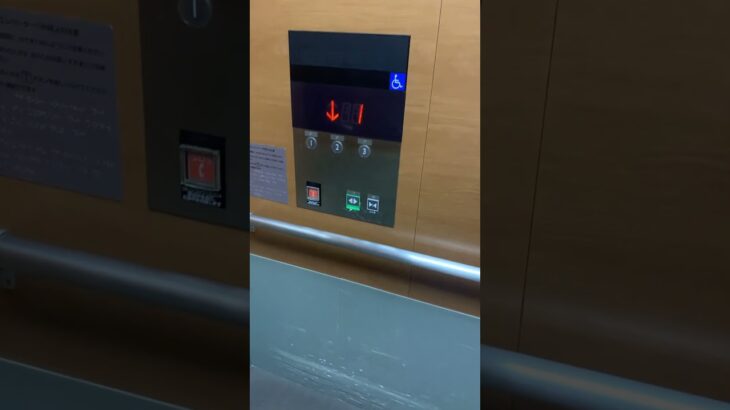 2023年 宮古島にある三菱製エレベーター 強制戸閉動作
