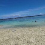 2023年 宮古島　インギャーマリンガーデン　外海側1 シュノーケルの人でいっぱい