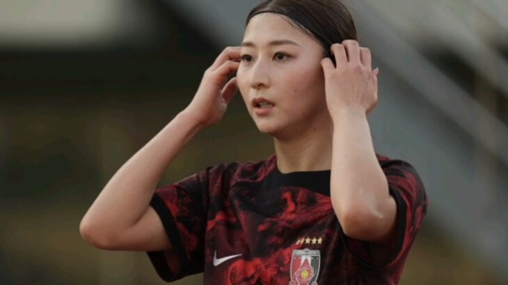 2023年 🌺【激レア🌊】塩越柚歩、黒ビキニ姿で宮古島満喫🌈💖モデル級の美貌にファン絶叫😍🔥オフショット大公開📸💥