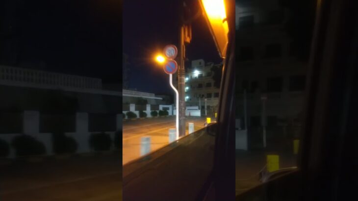 2023年 宮古島の夜。蒸し暑くて歩いてる人いない😅