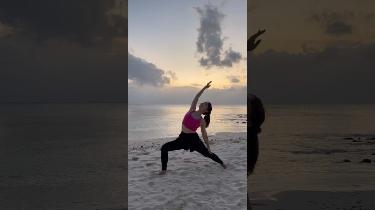 2023年 Sunset Beach Yoga🧘🏻‍♀️🧡 #ヨガ #宮古島 #yoga #fitness #sunset #beach #japan #okinawa #trip #travel